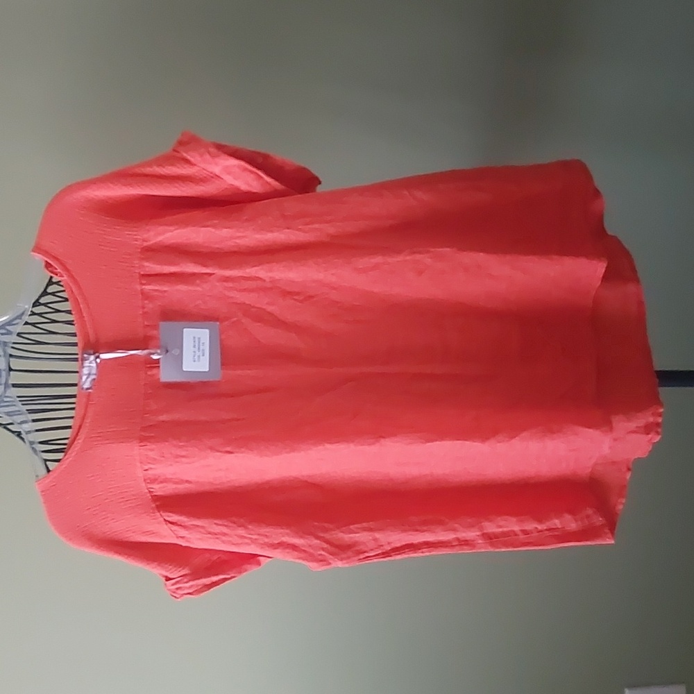 NWT SAIPH, size 1X crew neck short sleeve blouse, Made in Italy 🇮🇹